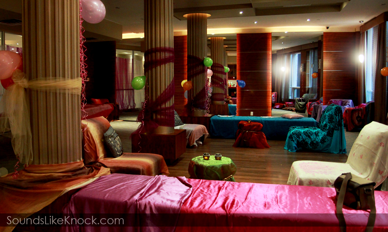 decorate room at a bollywood party